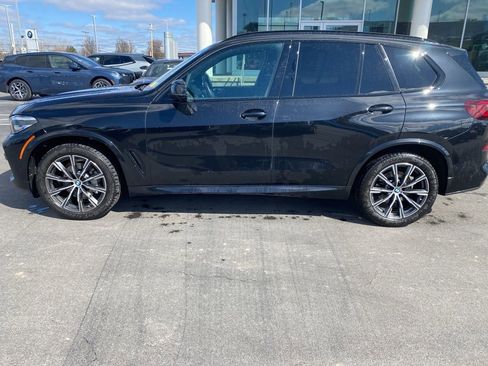 Used 2022 BMW X5 xDrive40i w/ M Sport Package image 6