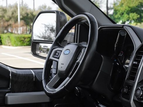 Used 2019 Ford F250 Lariat w/ Lariat Ultimate Package image 20