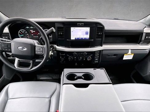 New 2026 Ford F250 XL w/ FX4 Off-Road Package image 5