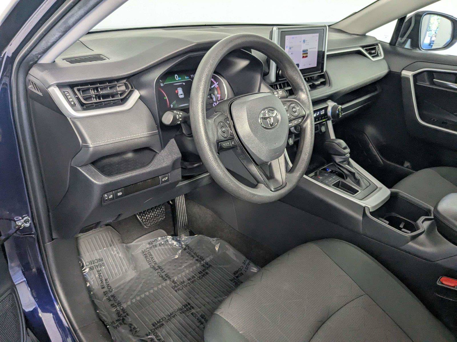 Used 2024 Toyota RAV4 XLE w/ Convenience Package FWD image 12