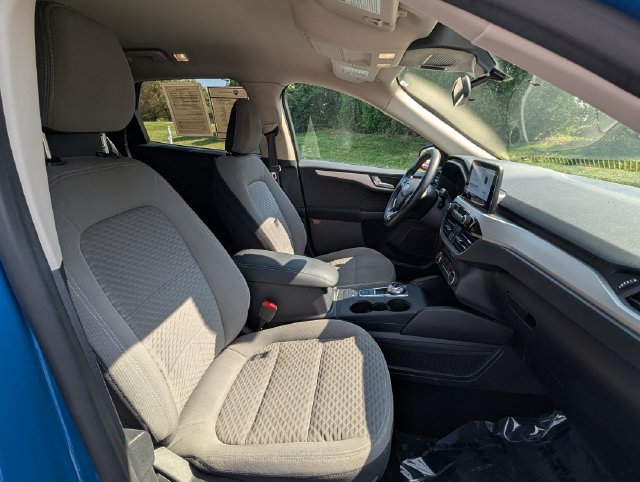 Used 2020 Ford Escape SE FWD image 12