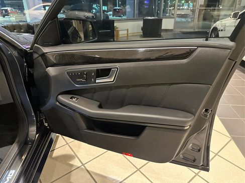 Used 2012 Mercedes-Benz E 63 AMG E63 AMG image 23