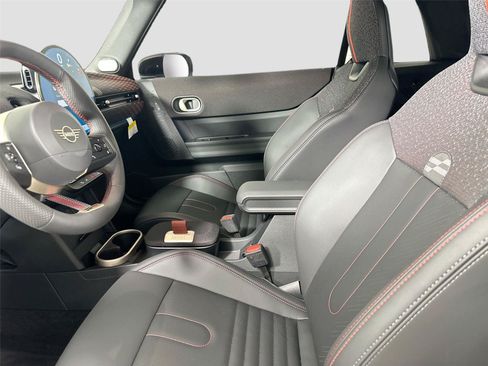 Certified 2026 MINI Cooper S FWD image 20