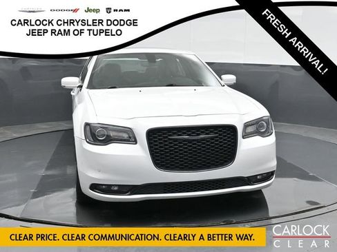 Used 2023 Chrysler 300 S image 6