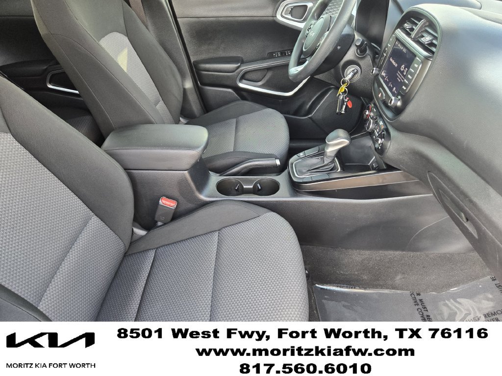 Certified 2022 Kia Soul LX w/ Technology Package FWD image 14