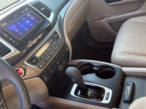 Used 2016 Honda Pilot EX-L image 18