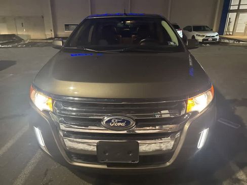 Used 2013 Ford Edge Limited w/ Driver Entry Pkg image 5