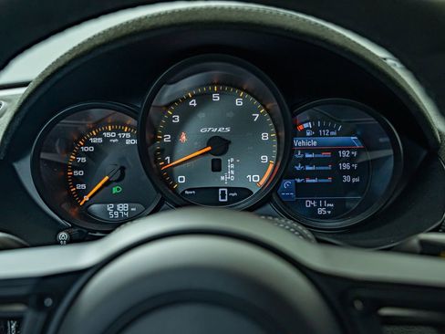 Certified 2024 Porsche 718 Cayman GT4 RS RWD image 46