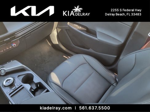 New 2025 Kia EV6 Wind image 14