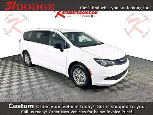 New 2026 Chrysler Voyager LX image 1