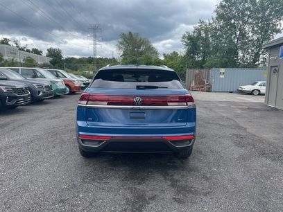 New 2025 Volkswagen Atlas Cross Sport SE