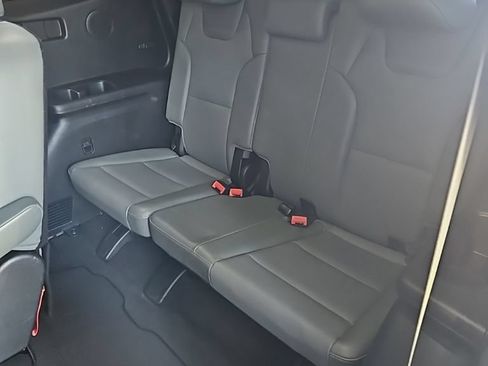 Used 2023 Kia Telluride SX X-Line AWD/4WD image 23