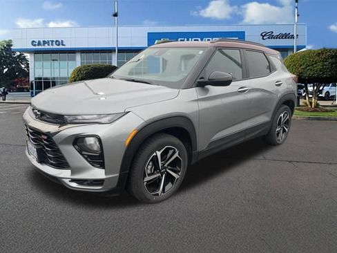 Used 2023 Chevrolet TrailBlazer RS w/ Sun and Liftgate Package image 18