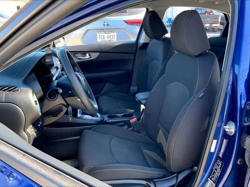 Used 2020 Kia Forte LXS image 7