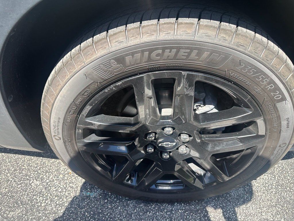 Used 2022 Chevrolet Blazer LT w/ LPO, Black Accent Package FWD image 6