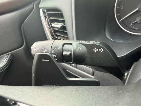 Certified 2022 Nissan Rogue SL FWD image 16
