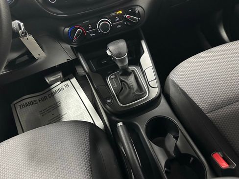 Used 2024 Kia Soul LX w/ Option Group 015 image 33