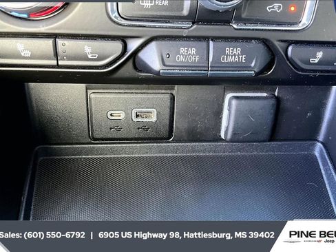 Used 2023 Chevrolet Tahoe RST image 24