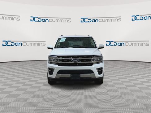 Used 2024 Ford Expedition Limited AWD/4WD image 4
