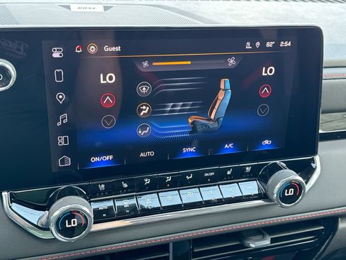 New 2026 Chevrolet Colorado Z71 w/ Technology Package AWD/4WD image 19