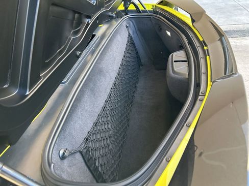 Used 2023 Chevrolet Corvette Stingray w/ Z51 Performance Package image 23