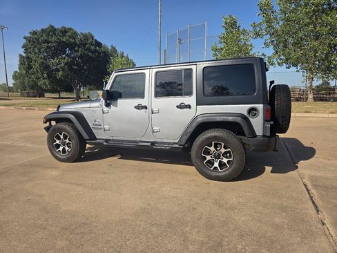 Used 2016 Jeep Wrangler Unlimited Sport w/ Quick Order Package 24S AWD/4WD image 5