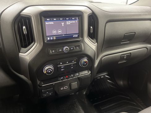 Used 2021 Chevrolet Silverado 2500 W/T w/ WT Convenience Package image 18