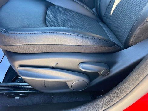 New 2026 Jeep Compass Latitude image 12