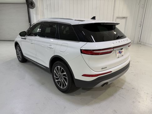 Used 2022 Lincoln Corsair FWD w/ Equipment Group 101A image 3
