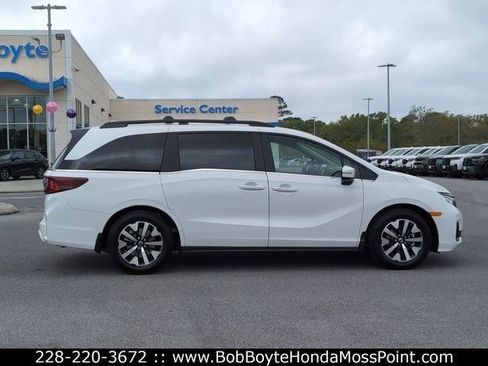New 2026 Honda Odyssey EX-L image 6