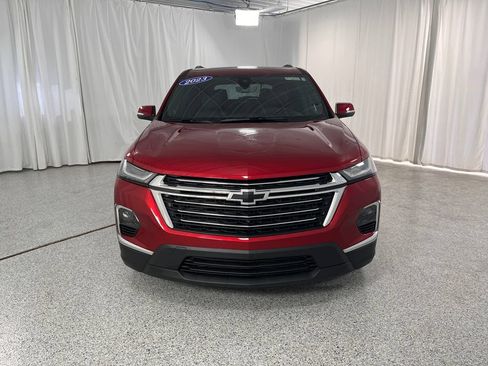Used 2023 Chevrolet Traverse LT w/ LT Premium Package AWD/4WD image 15