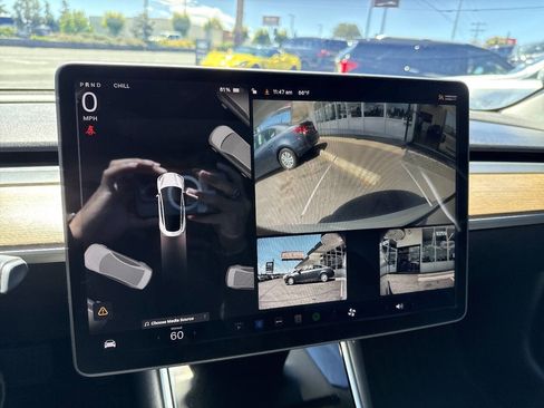 Used 2018 Tesla Model 3 Long Range RWD image 28