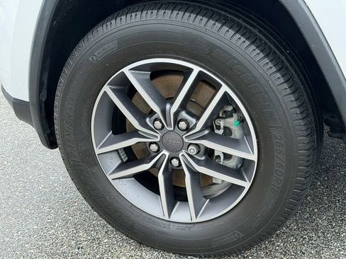 Used 2021 Jeep Grand Cherokee Limited AWD/4WD image 6