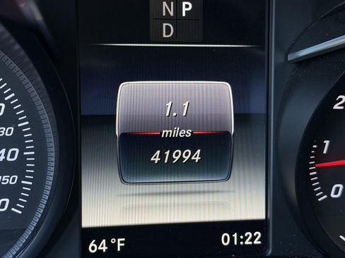 Used 2018 Mercedes-Benz GLC 300 image 3