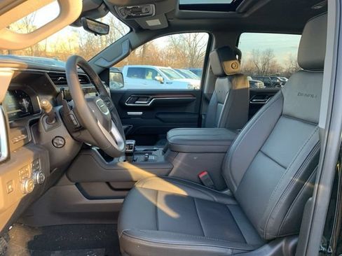 New 2026 GMC Sierra 1500 Denali w/ Denali Reserve Package AWD/4WD image 12