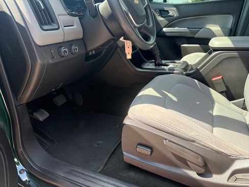 Used 2016 Chevrolet Colorado W/T w/ WT Convenience Package AWD/4WD image 21