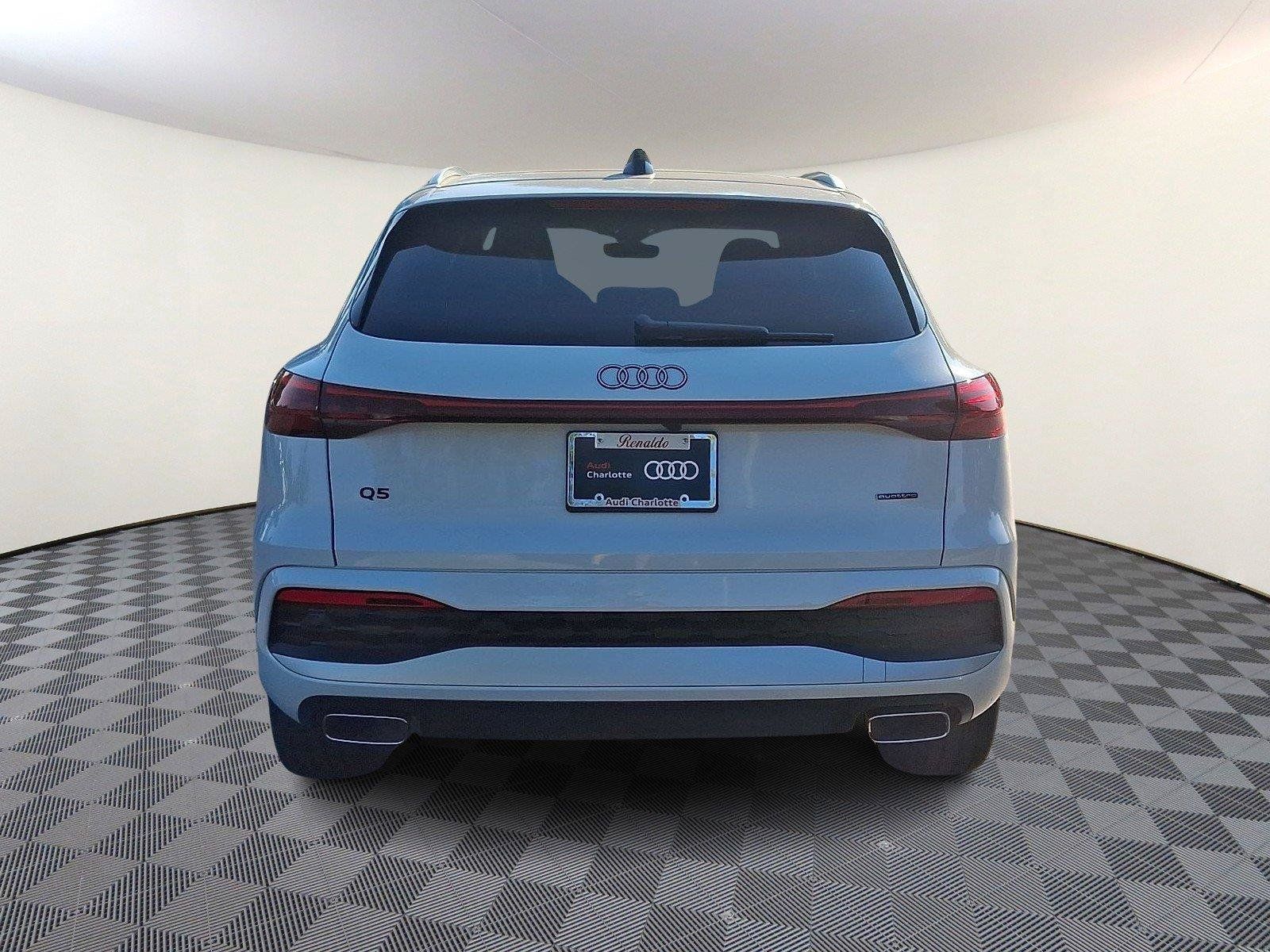Used 2025 Audi Q5 Premium w/ Premium Plus AWD/4WD image 5