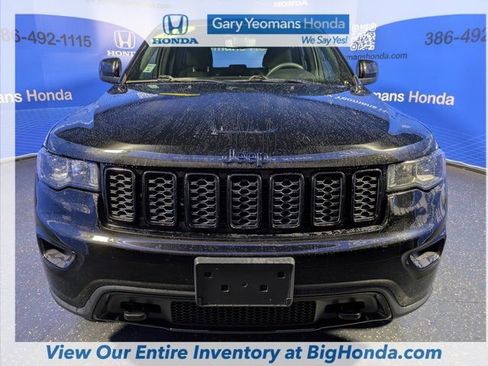 Used 2019 Jeep Grand Cherokee Laredo image 11