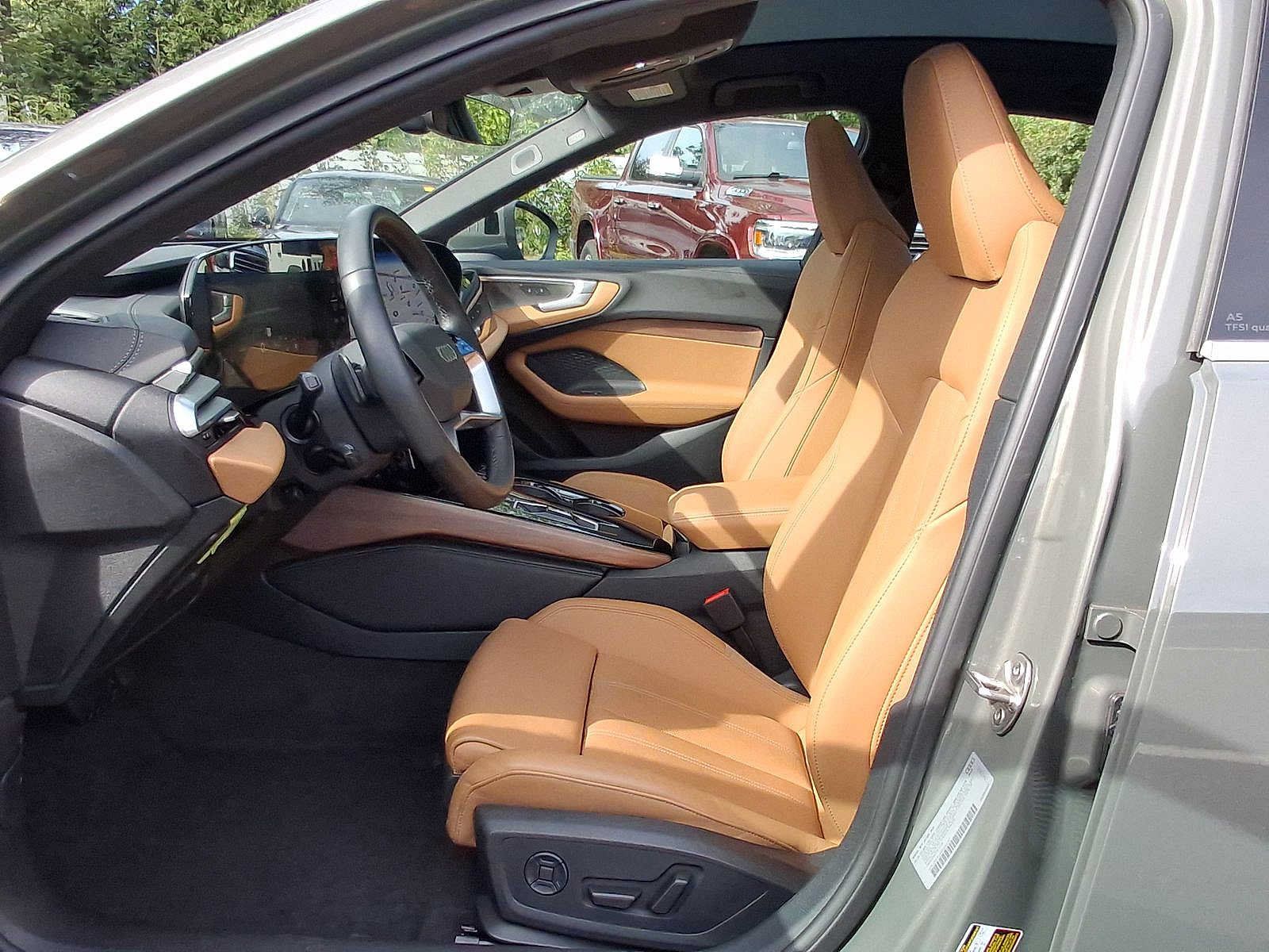 Used 2025 Audi A5 2.0T Premium Plus w/ Premium Plus AWD/4WD image 17