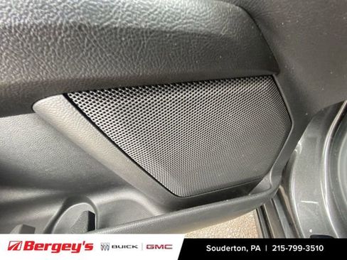 Used 2016 Ford Fusion SE image 27