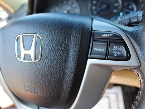 Used 2012 Honda Crosstour EX-L image 12