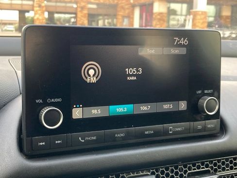 Used 2025 Honda HR-V Sport image 17