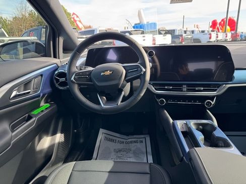 New 2026 Chevrolet Equinox EV LT w/ Convenience Package II image 10