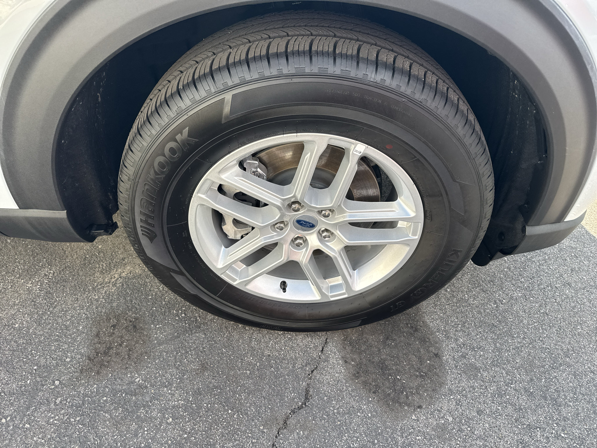 Used 2026 Ford Explorer Active RWD image 5