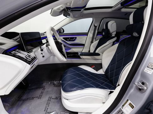 Used 2024 Mercedes-Benz Maybach S 680 4MATIC image 8