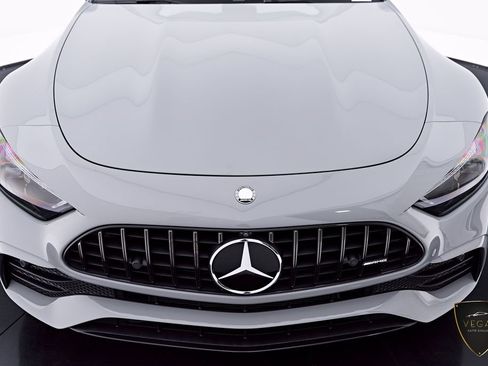 Used 2025 Mercedes-Benz SL 43 AMG w/ Driver Assistance Package image 29