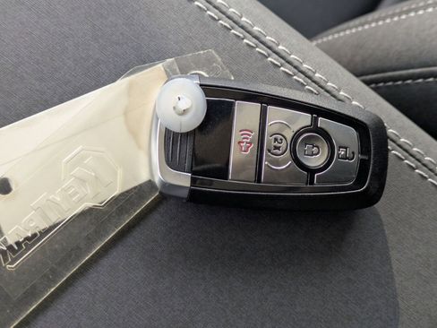 New 2025 Ford Bronco Badlands image 36