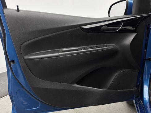 Used 2021 Chevrolet Spark LT FWD image 10