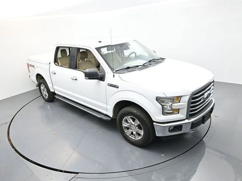 Used 2016 Ford F150 XLT w/ Equipment Group 302A Luxury image 18