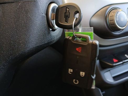 Used 2022 Chevrolet Colorado LT w/ LT Convenience Package image 17